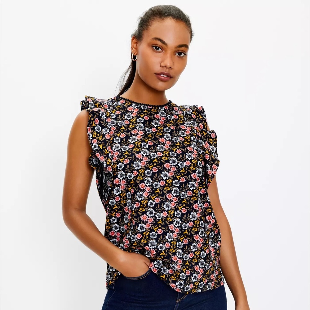 ✅LOFT Floral Cutout Back Ruffle Shell in Forever Navy